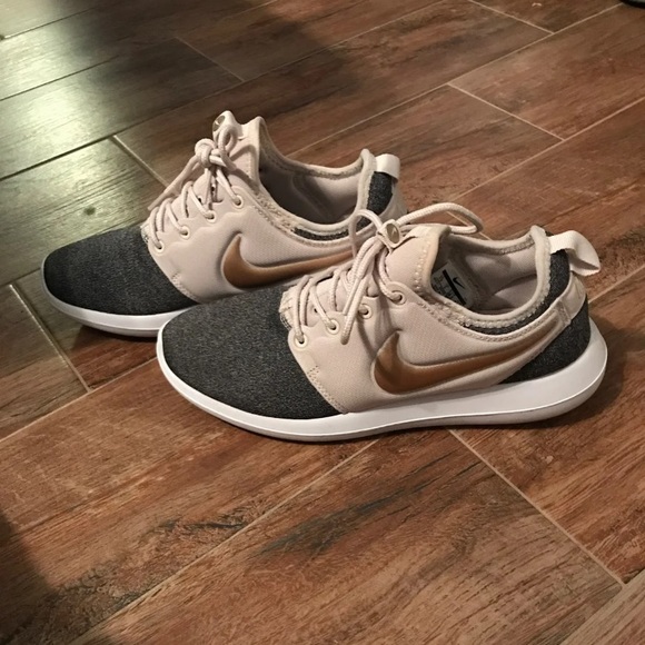 Nikes - Picture 1 of 5